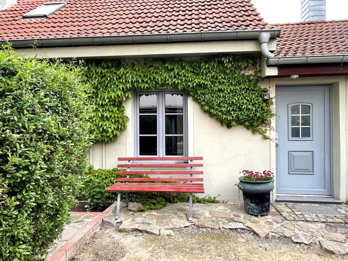 Fewo Im Kneipenviertel Altkoetzschenbroda Radebeul Exterior foto